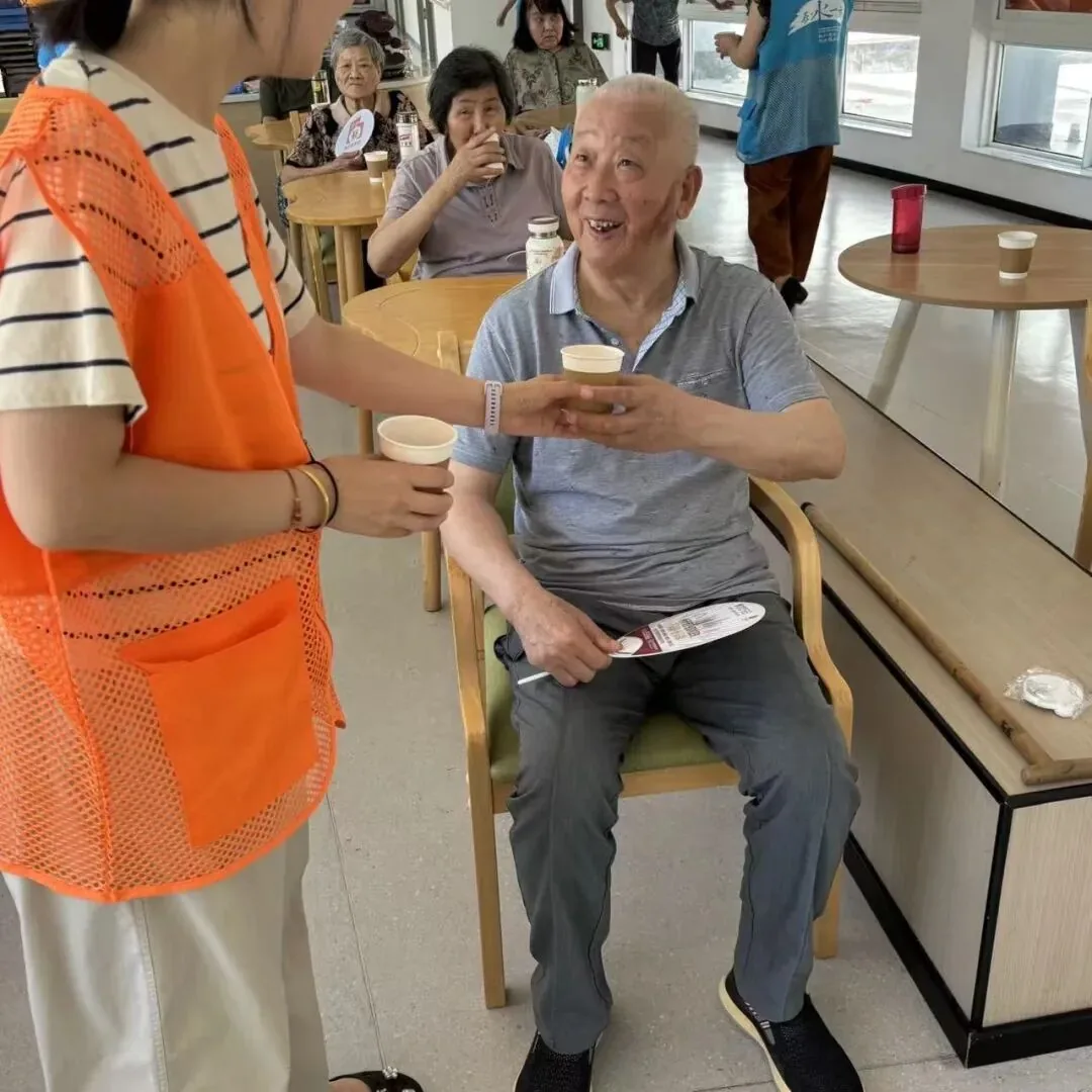 活动回顾丨炎炎盛夏送清凉——“我爱饭米粒”社区版多代同楼夏日暖心行动原文配图(图 12)